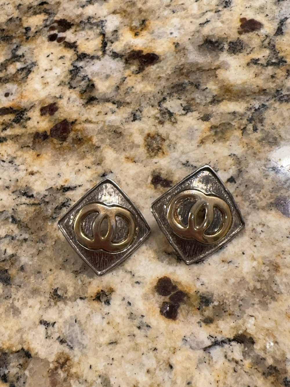 Vintage Gold and Silver Interlocking Circle earrings